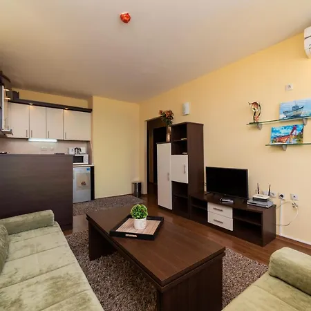 Admiral Amazing Sea View *